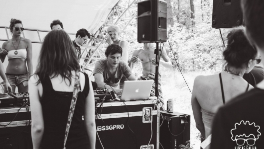 calli-somewhere-2013